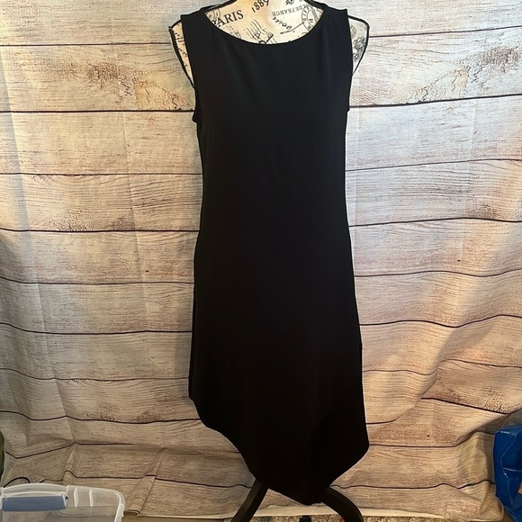 Trina Turk Sheath Dress Sleeveless Asymmetrical Hem Pockets Size Small Black - Picture 2 of 9